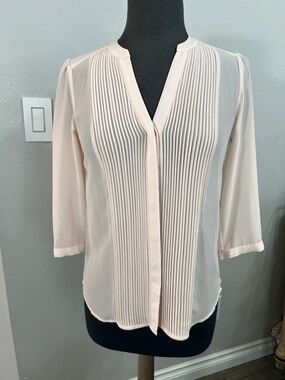 H&M Blush Pink Pintuck V-Neck Blouse